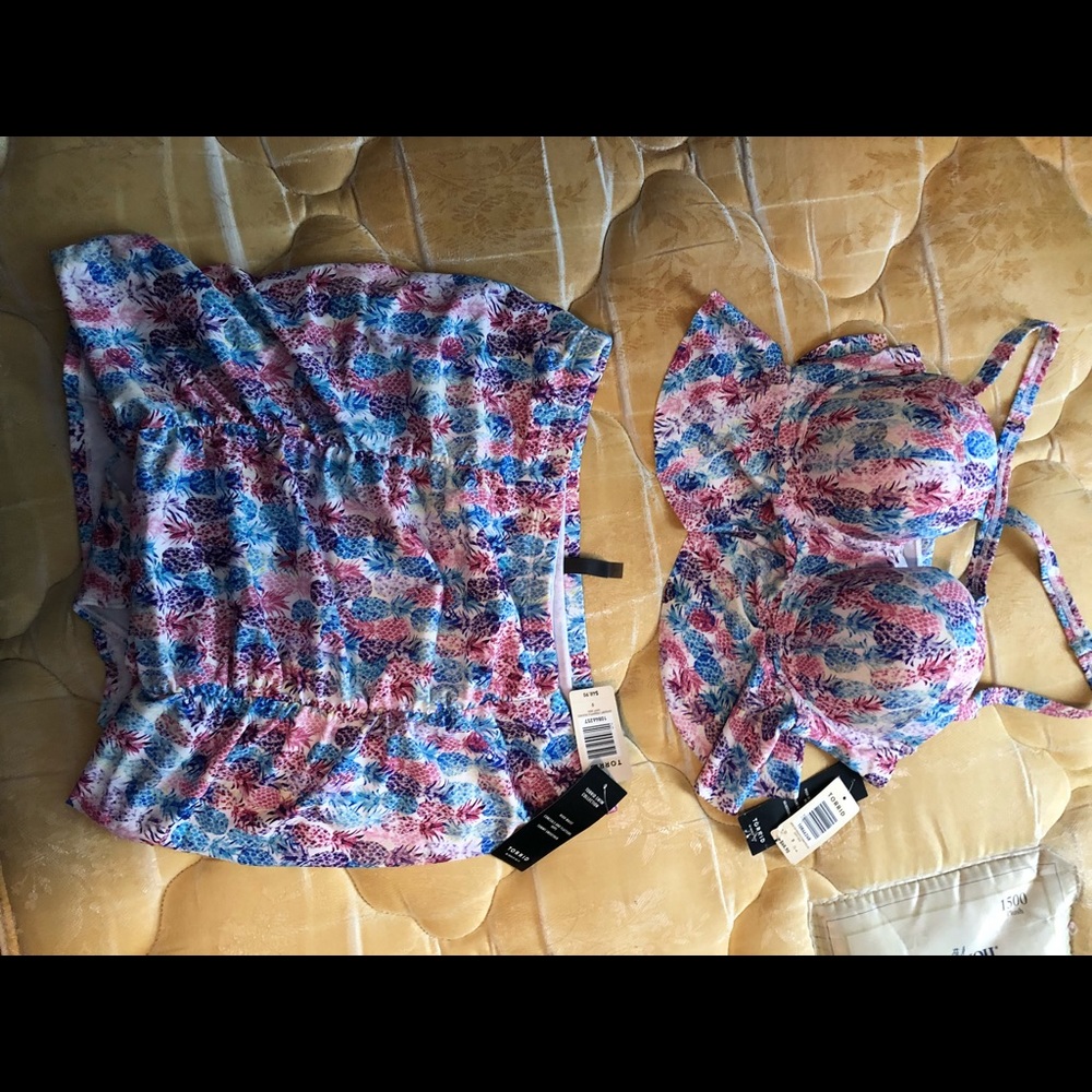 Torrid two piece bathing suit